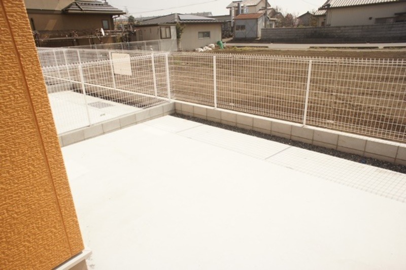 庭　図面と現状に相違がある場合には現状を優先