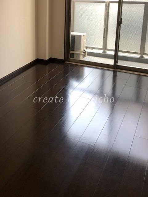 居室・リビング　フローリングのお部屋