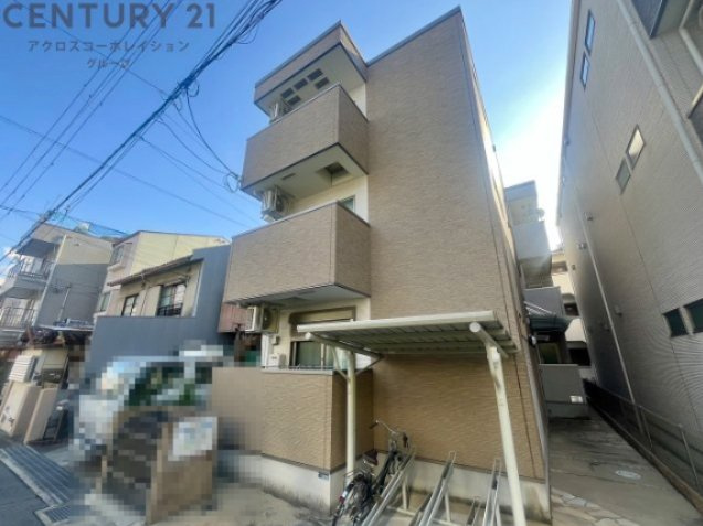 建物外観　オートロック完備で安心のセキュリティ♪