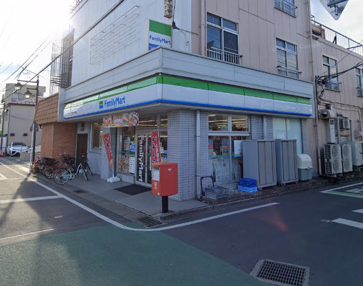 コンビニ　ファミリーマート春日部一ノ割店（コンビニ）まで214m