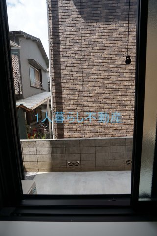 眺望　窓が大きくて開放感があります。