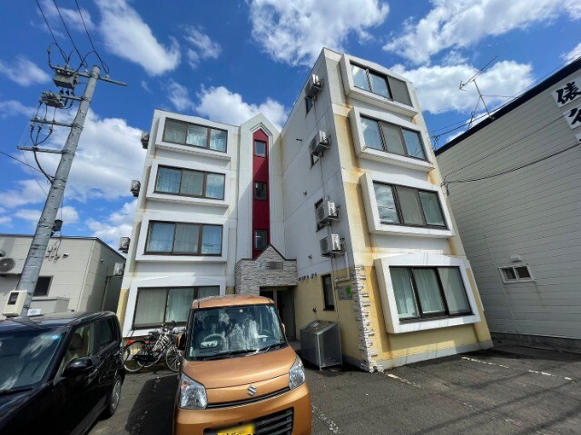 建物外観　札幌市東区北１７条東「Ｓ－ｃｏｕｒｔ１７」
