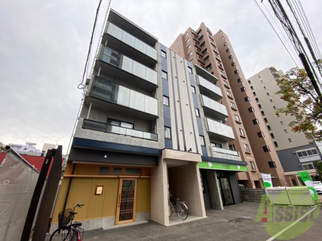 建物外観　札幌市中央区北４条西「リヒトラーレ円山」