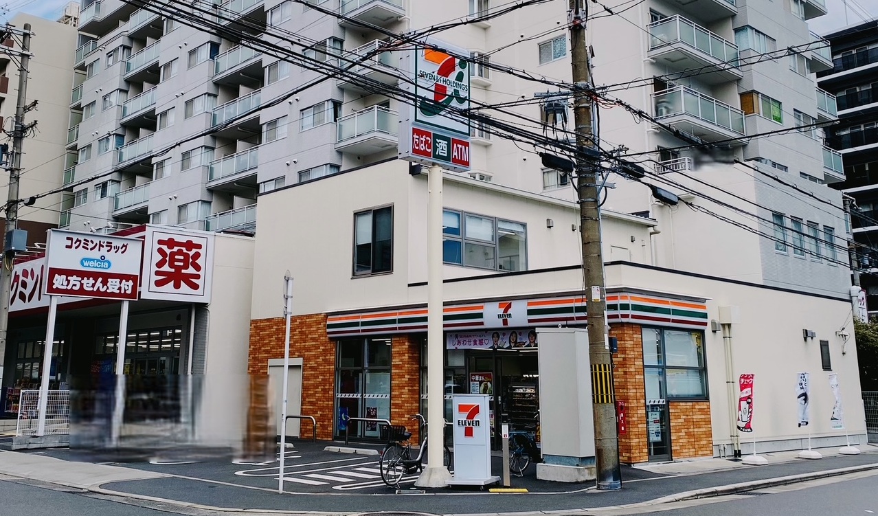 コンビニ　セブンイレブン大阪中央3丁目店（コンビニ）まで190m
