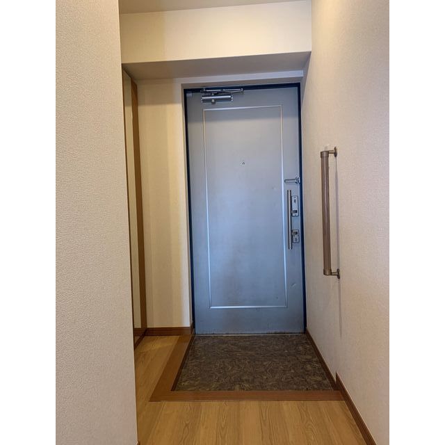 玄関　＊別部屋参照