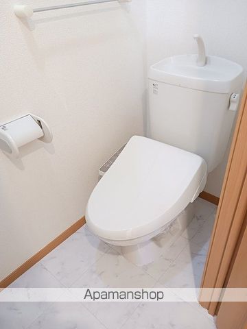 ＪＲ高徳線 阿波川端駅 徒歩35分 2階建 築23年のトイレ写真