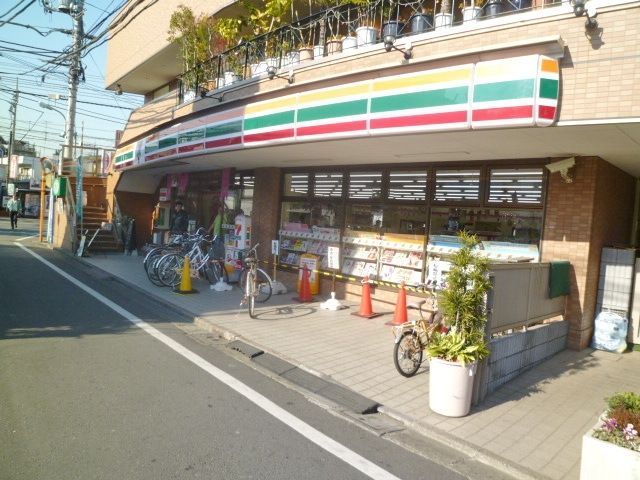 コンビニ　セブンイレブン柴崎駅南口店（コンビニ）まで168m