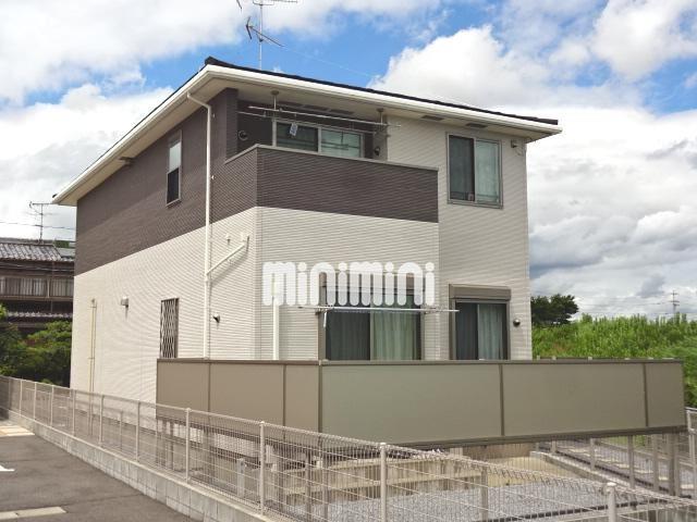 建物外観　両隣の部屋がない賃貸物件です。