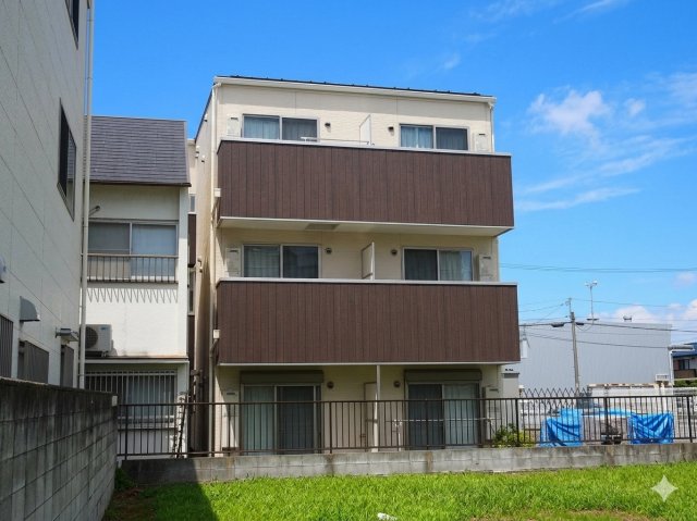 建物外観　オートロック付きでセキュリティ安心！