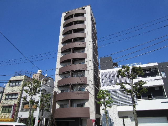 建物外観　おしゃれで目立つ外観です☆