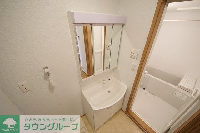 ＪＲ京浜東北線 大宮駅 徒歩18分 3階建 築8年の内装写真