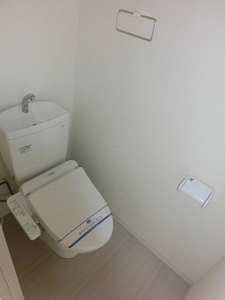 LaCASA玉造のトイレ写真