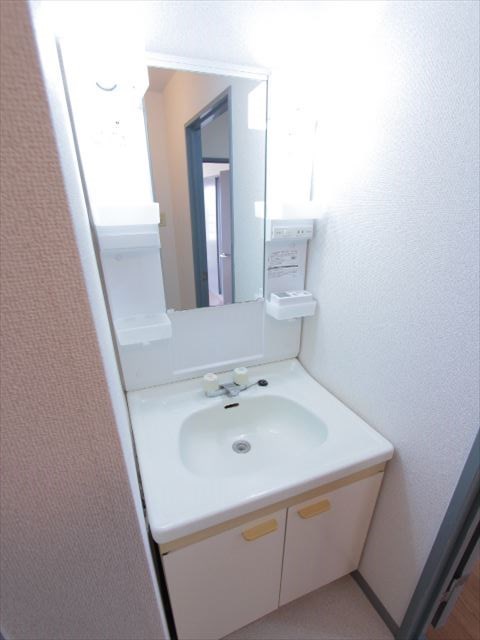 ＪＲ総武線 西船橋駅 徒歩8分 9階建 築36年の内装写真