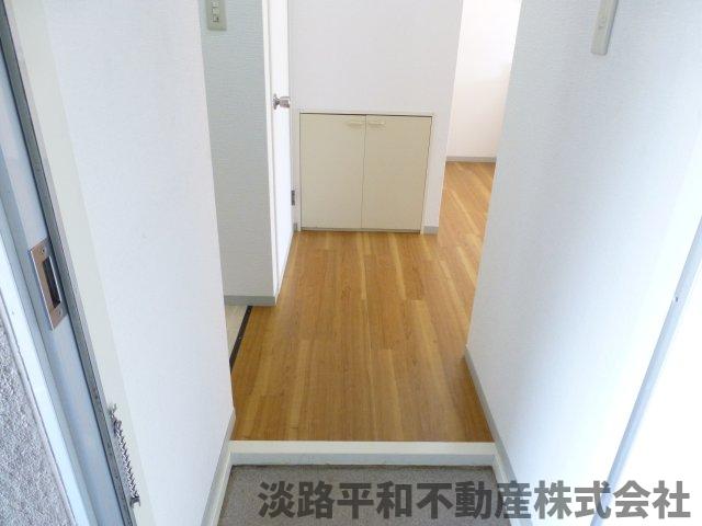 フラットかわせの玄関写真