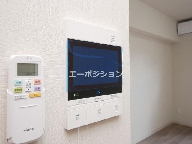 セキュリティ　ワールドアイ難波南ポルタ