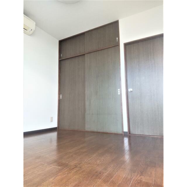 収納　洋室４．５帖　収納