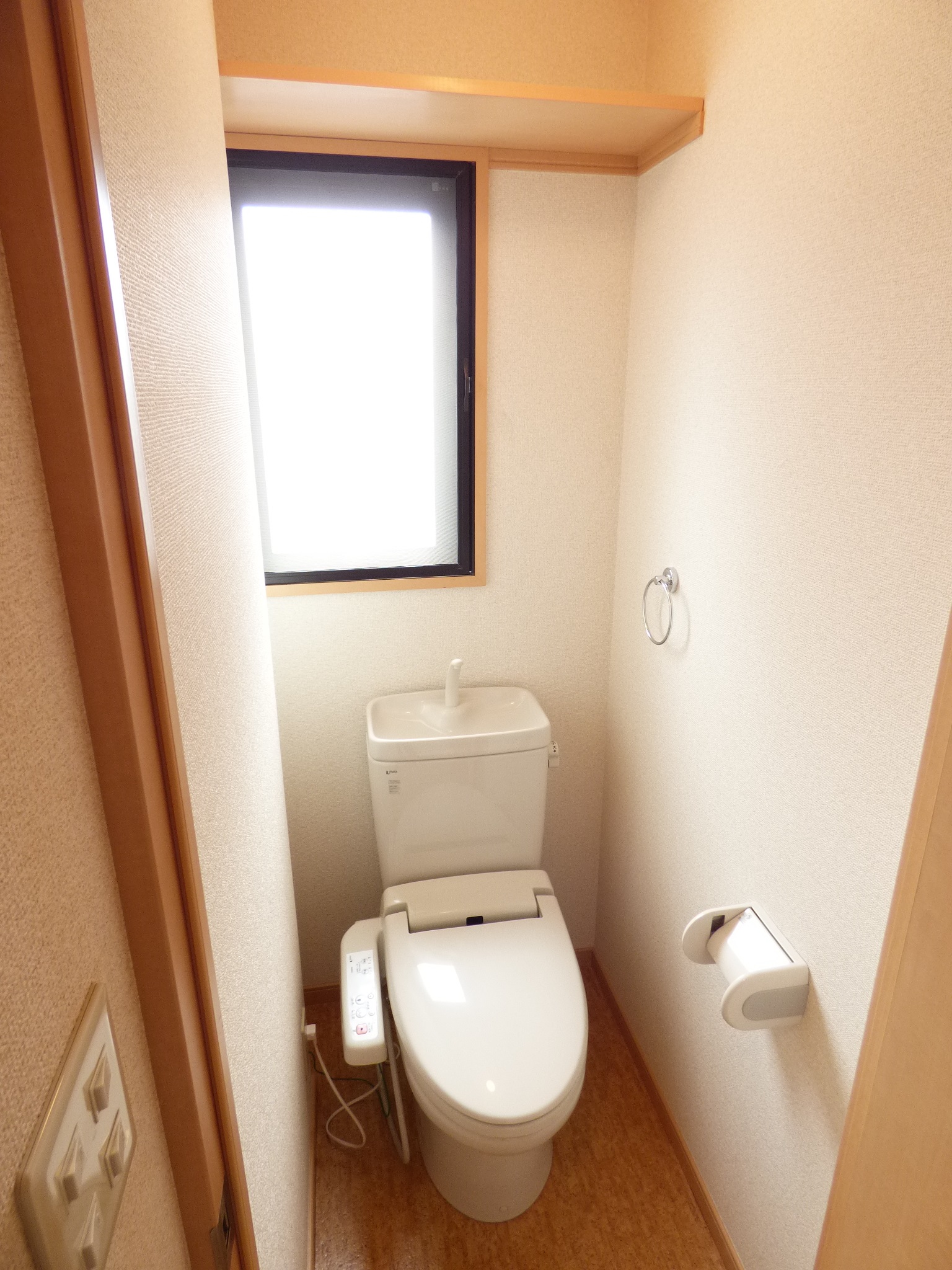 トイレ　※退去前のため、以前の写真を使用しています。