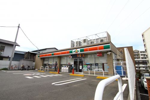 コンビニ　サンクス 横浜下田町五丁目店（コンビニ）まで630m