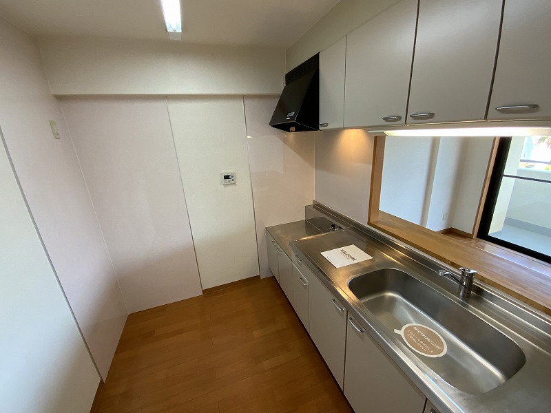 キッチン　他室参考写真　対面キッチン