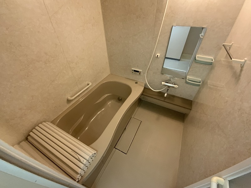 バス・シャワールーム　他室参考写真　便利な追焚機能付の1坪バス