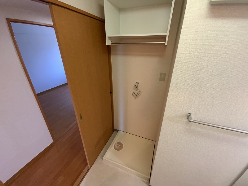その他設備　他室参考写真　洗濯機置場