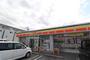 コンビニ　デイリーヤマザキ大東新田北町店（コンビニ）まで635m
