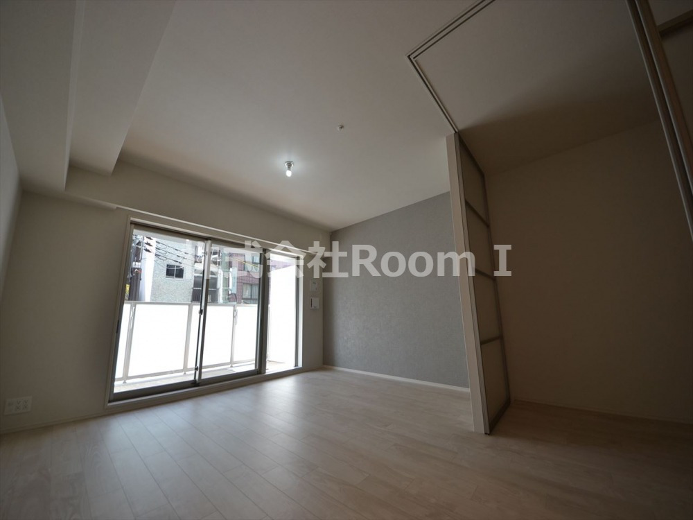 居室・リビング　居間です