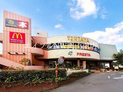 【岡山市北区富原のマンションのショッピングセンター】