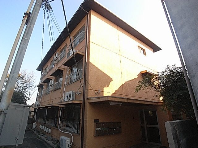 奈良市北市町のマンションの建物外観