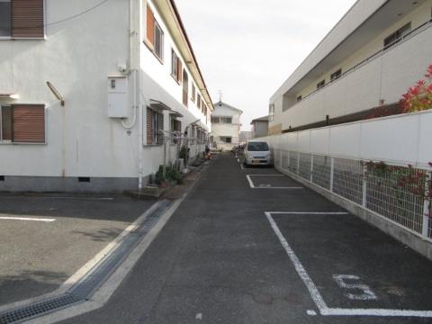 前川ハイツ　その他共有部分　駐車場