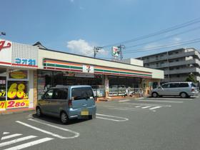 コンビニ　セブンイレブン横浜さちが丘店（コンビニ）まで196m