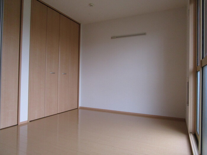 その他部屋・スペース　明るい色調の室内です