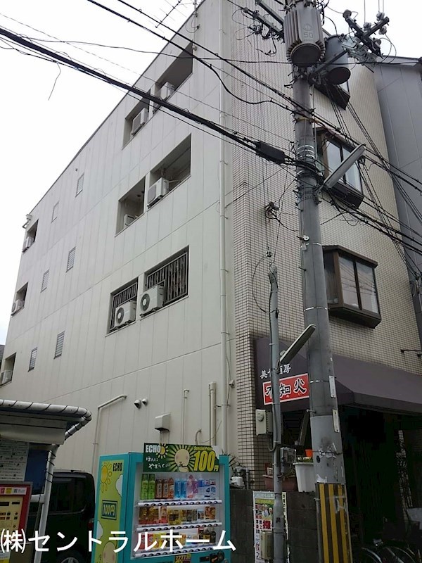 和田ビルの建物外観