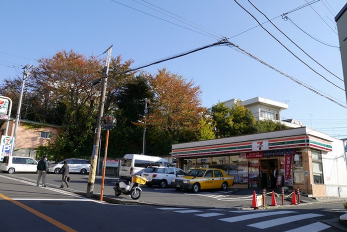 コンビニ　セブンイレブン 横浜鶴見東寺尾3丁目店（コンビニ）まで496m