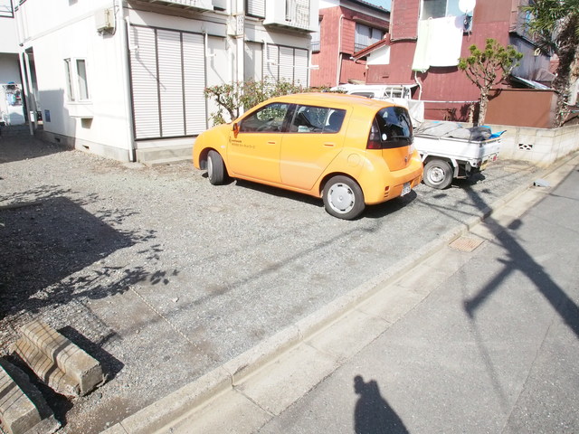 【シティハイムサンメリーの駐車場】