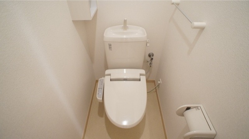 トイレ　図面と現状に相違がある場合には現状を優先