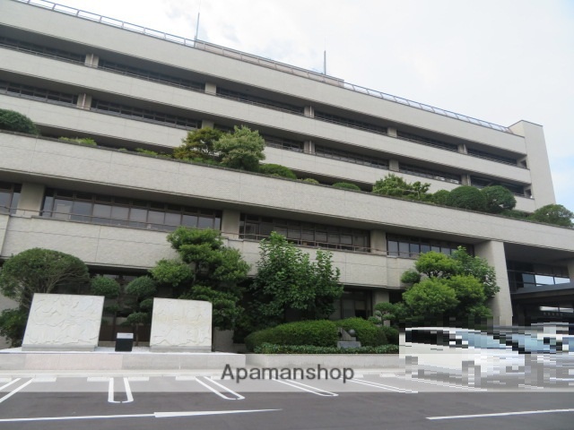 役所　新居浜市役所（役所）まで388m