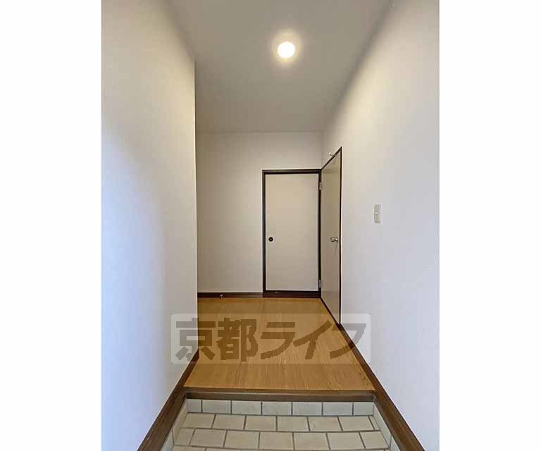 その他部屋・スペース　玄関から見たところです。