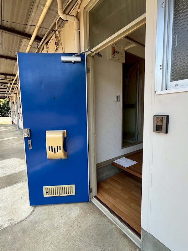 玄関　他室参照