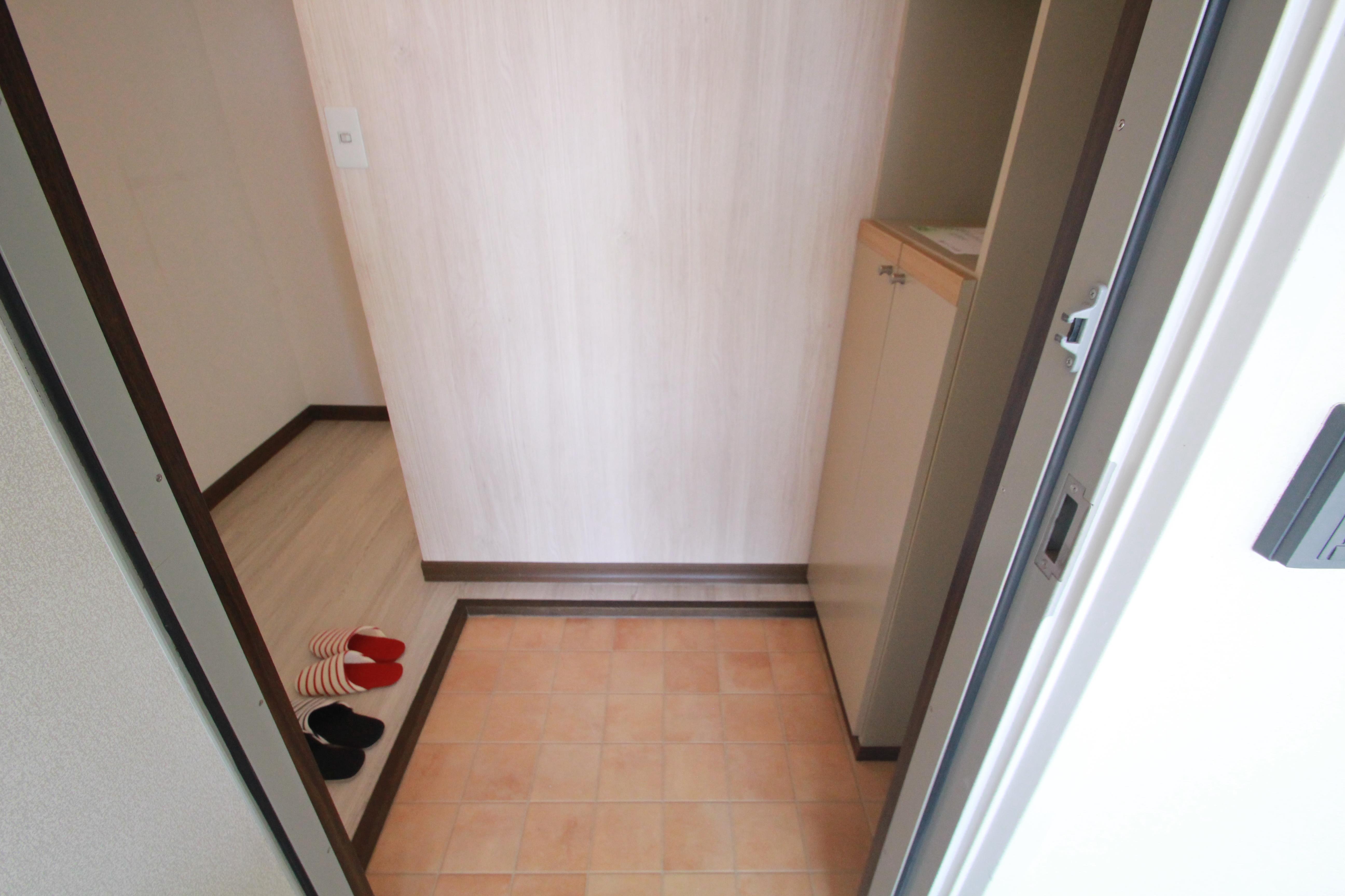 玄関　靴箱です。