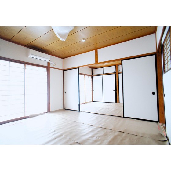 居室・リビング　和室８帖