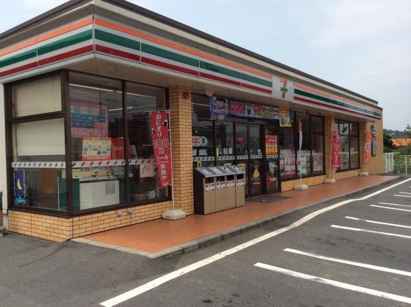 コンビニ　セブンイレブン金光町佐方店（コンビニ）まで364m