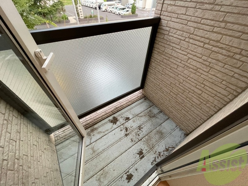 バルコニー　バルコニーです。天気の良い日には外干しができます！