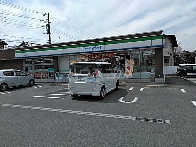 コンビニ　ファミリーマート 富士宮神田川町店（コンビニ）まで1021m
