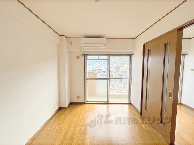 居室・リビング　洋室