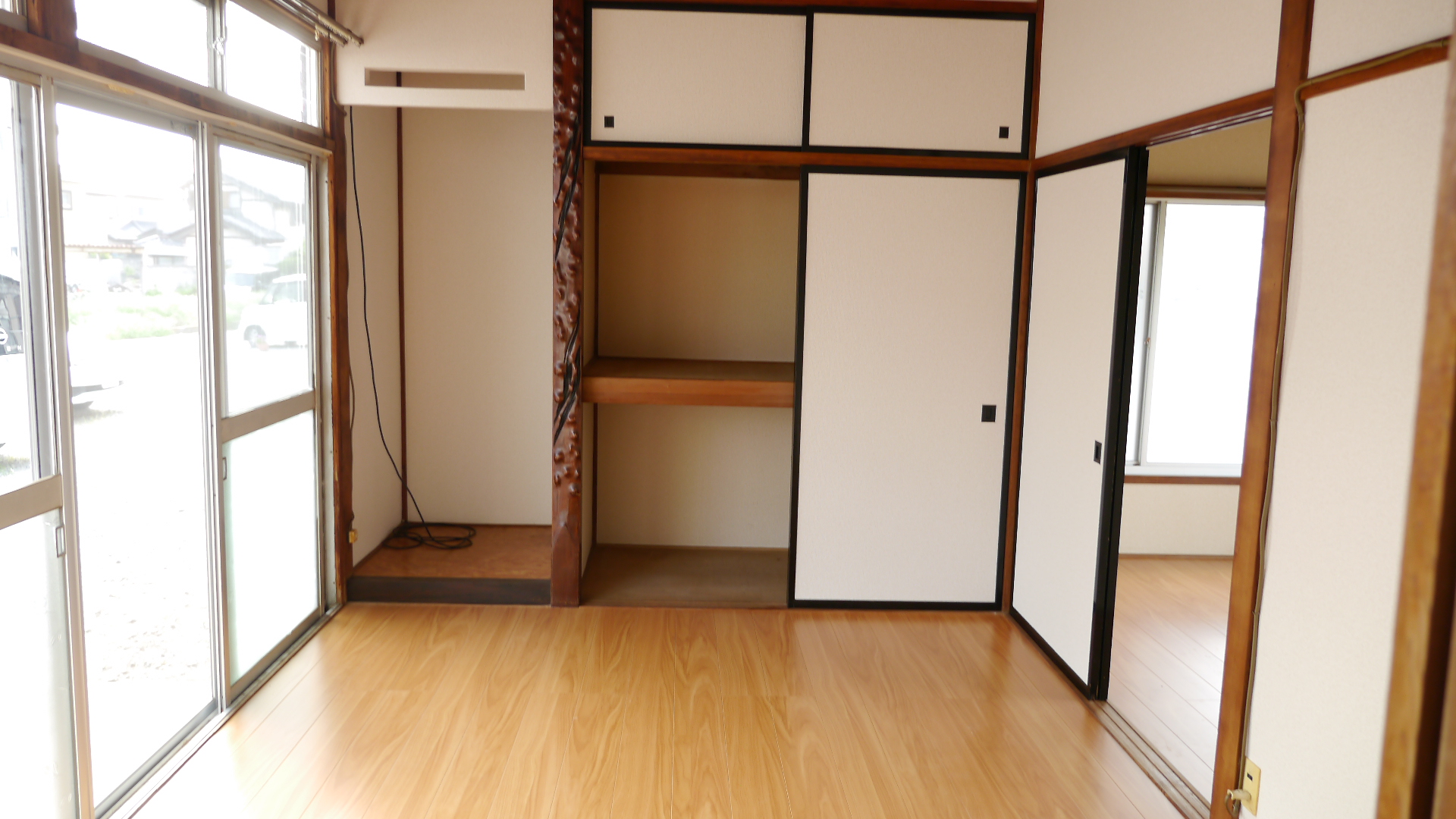 本木貸住宅の内装写真