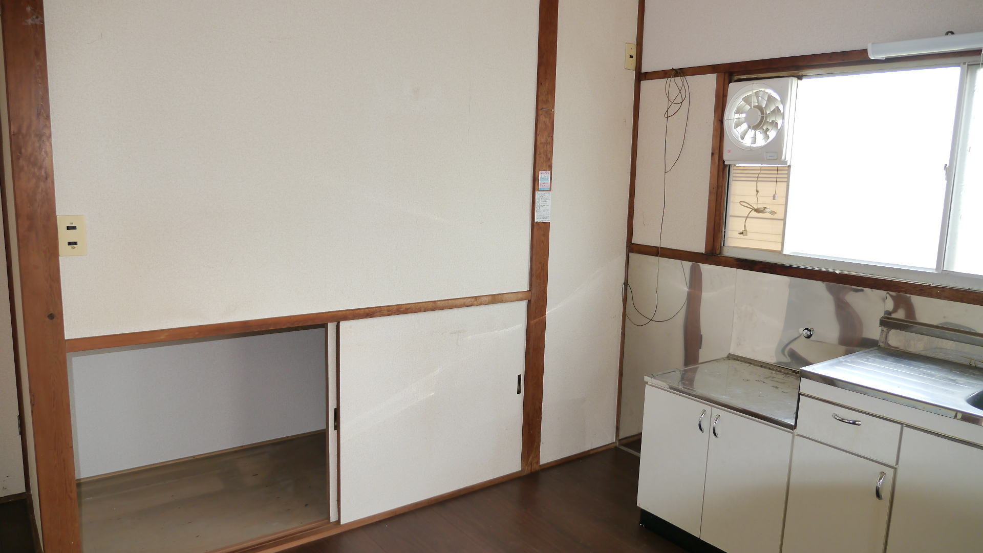 本木貸住宅の内装写真