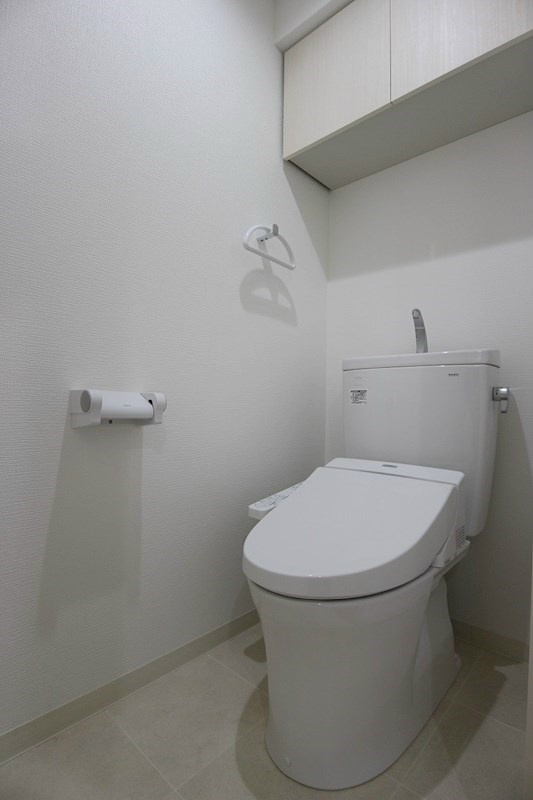 トイレ　もちろんウォシュレット付です。