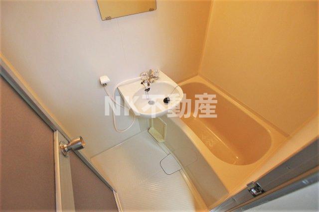 バス・シャワールーム　お風呂です