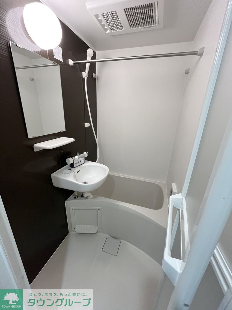 バス・シャワールーム　洗面